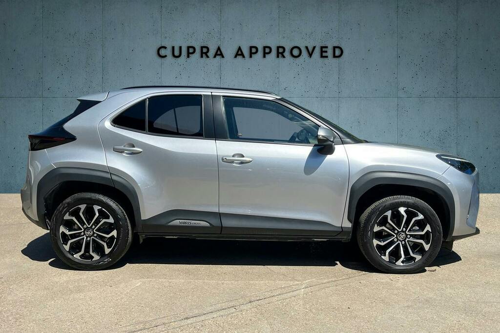 Toyota Yaris Cross 1.5 Vvt H Design Suv Hybrid E Cvt Silver #4