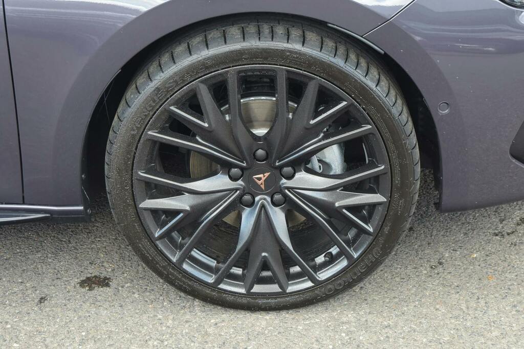 Cupra Leon 1.5 Ehybrid 25.8Kwh Shadow Edition Hatchback P KR26VJZ Purple #5