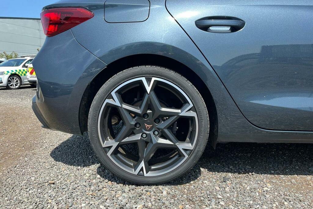 Cupra Leon 1.5 Tsi V2 Hatchback KS25MZF Grey #5