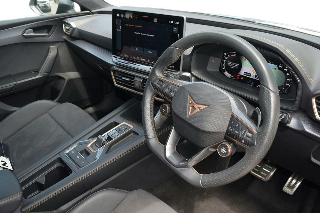 Cupra Leon 1.5 Etsi V2 Hatchback Hybrid Dsg KS25FXL Black #6