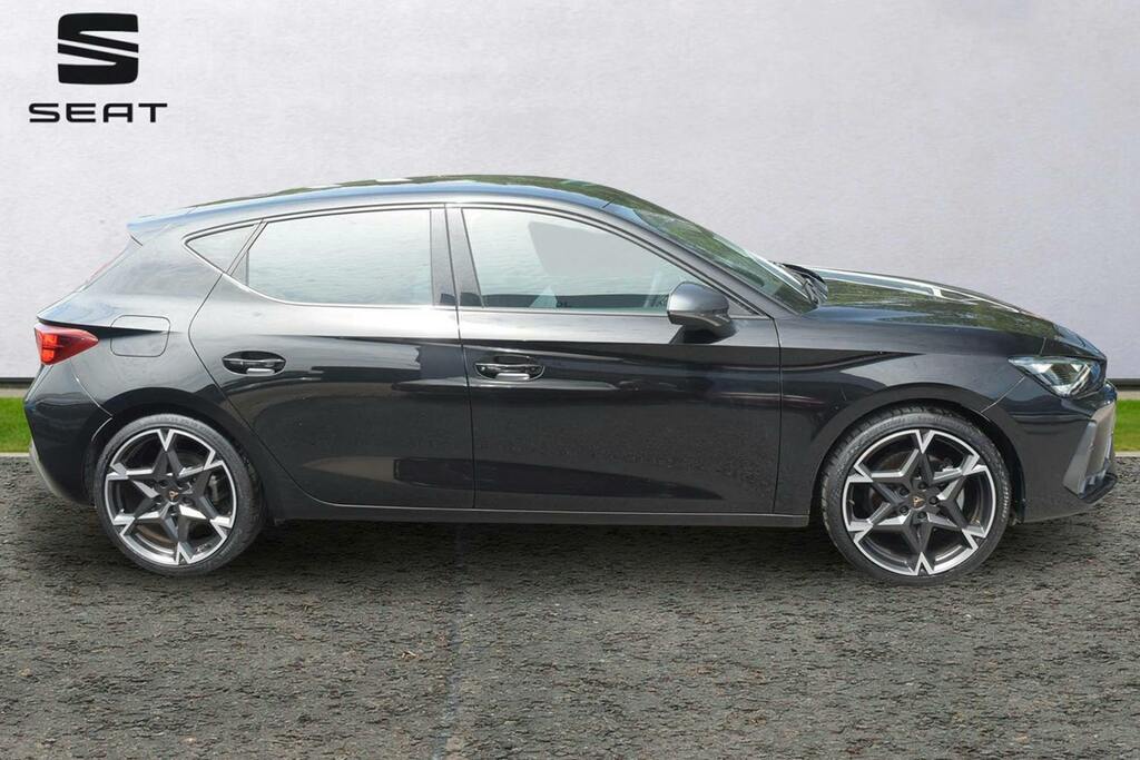 Cupra Leon 1.5 Etsi V2 Hatchback Hybrid Dsg KS25FXL Black #4