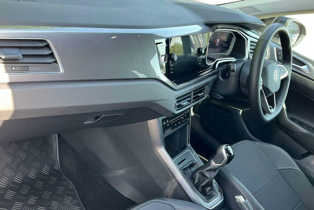 Volkswagen Taigo 1.0 Tsi Style Suv Silver #2