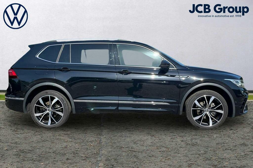 Volkswagen Tiguan Allspace 1.5 Tsi R-line Suv Dsg Black #4