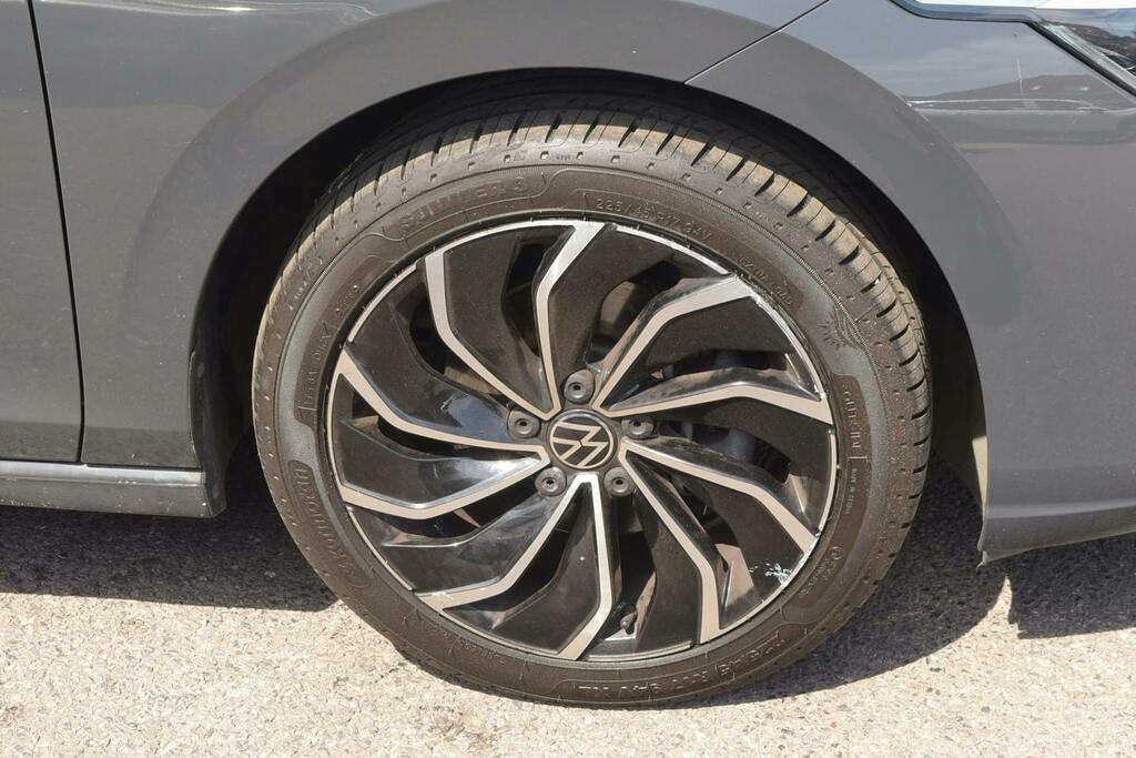 Volkswagen Golf 1.5 Tsi Style Edition Hatchback GV23BBN Grey #5