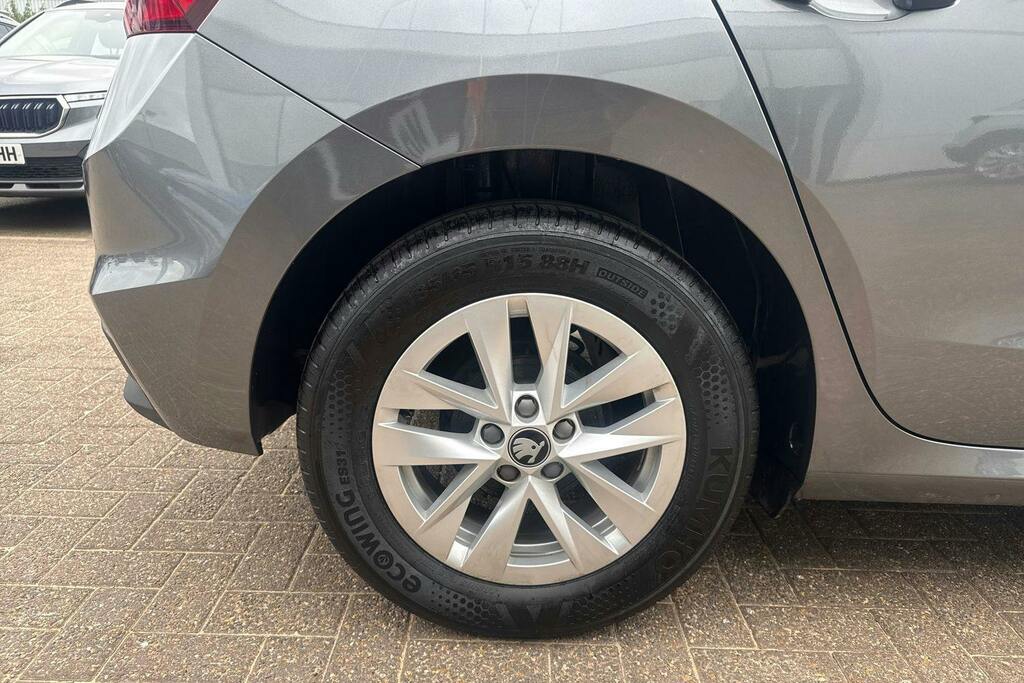 Skoda Fabia 1.0 Mpi Se Edition Hatchback GF75AXO Grey #5