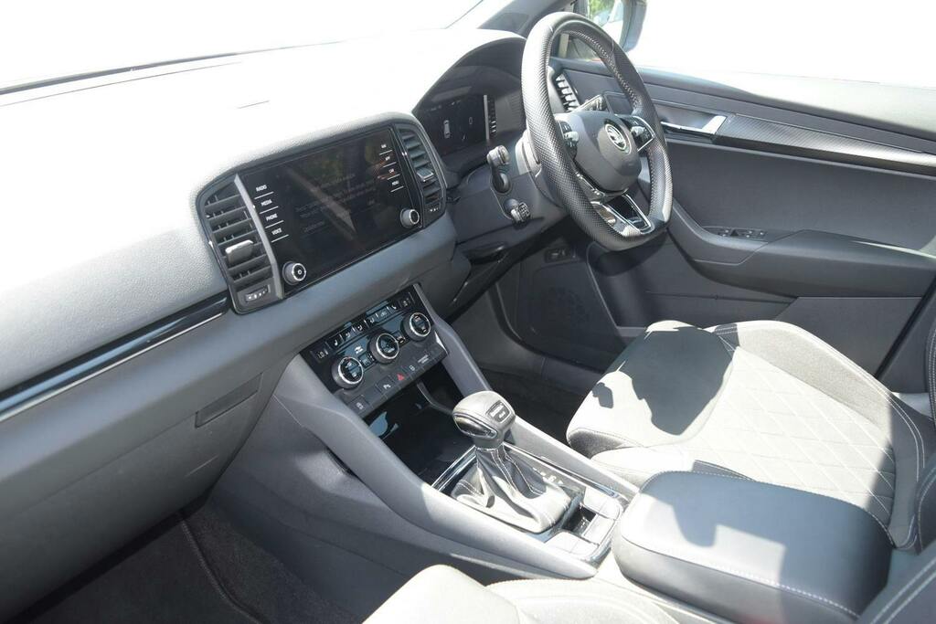 Skoda Karoq 2.0 Tsi Sportline Suv Dsg 4Wd GY22TYT Grey #2