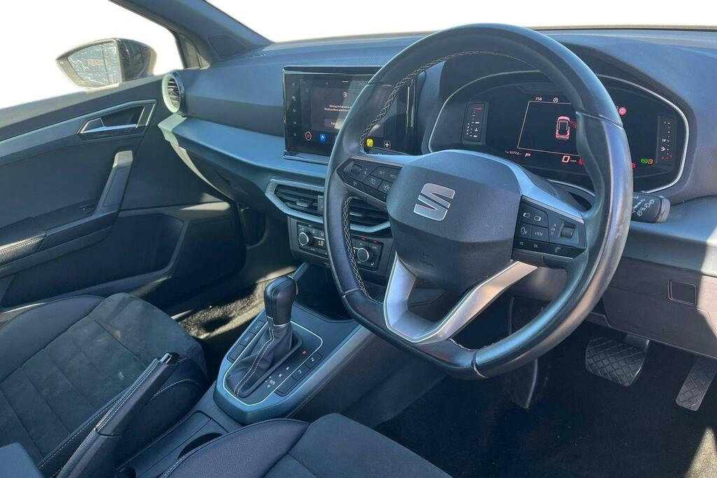 Seat Arona 1.0 Tsi Xperience Lux Suv Dsg DC24GWO Green #6