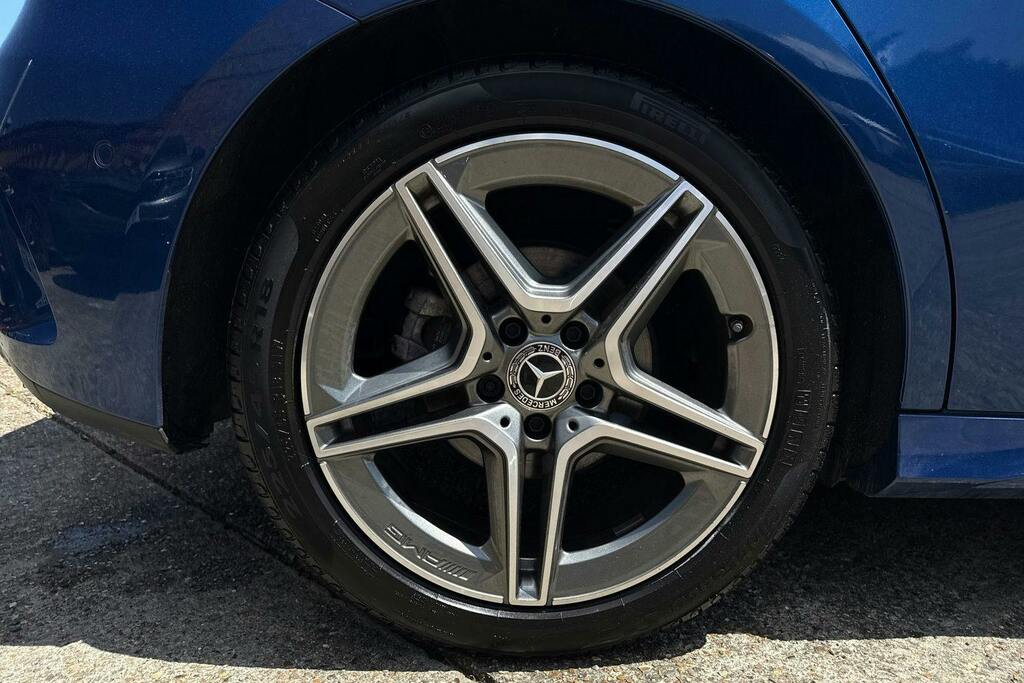 Mercedes-Benz A Class 2.0 A200d Amg Line Blue #5