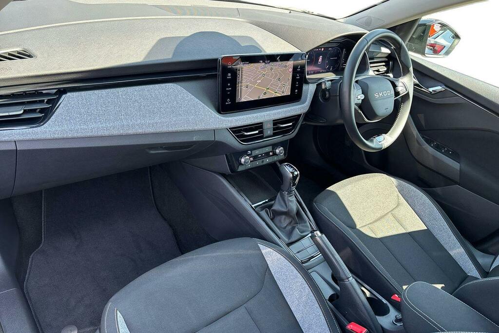 Skoda Kamiq 1.0 Tsi Se Edition Suv Dsg GD25AOX Black #2