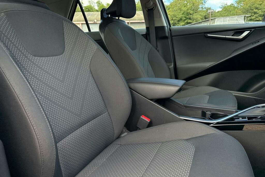 Kia Niro 1.6 Gdi Hybrid Aspire Dct 139 Grey #26