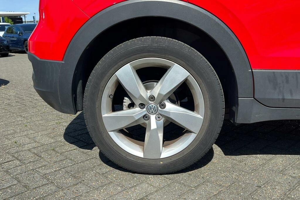 Volkswagen T-Cross 1.0 Tsi Sel Suv Red #5