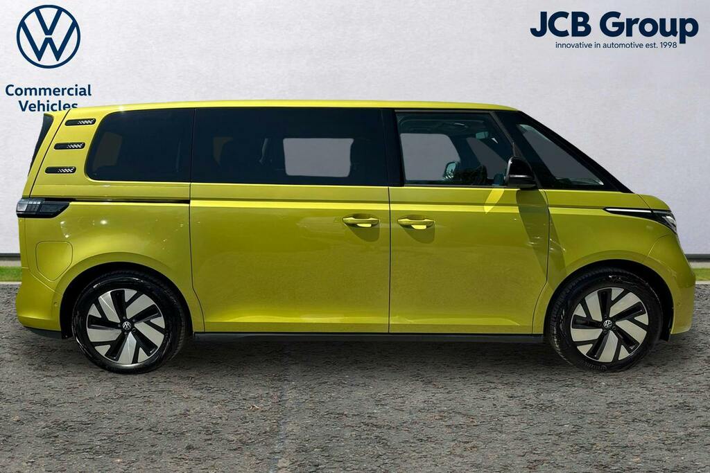 Volkswagen ID.Buzz Pro 86Kwh Life Mpv VU74YDB Green #4