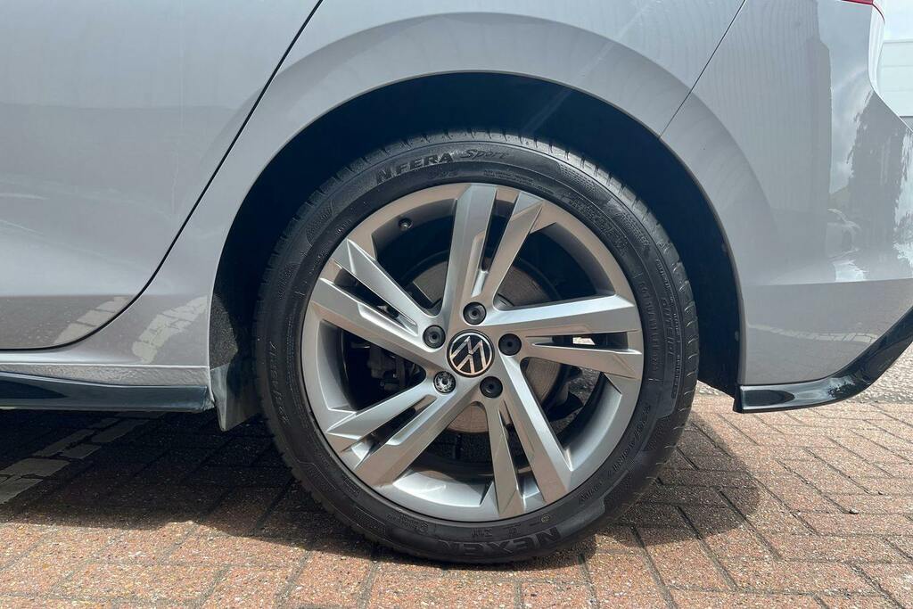 Volkswagen Golf 1.5 Etsi Mhev R-line Hatchback Hybrid D DE73PXN Grey #5