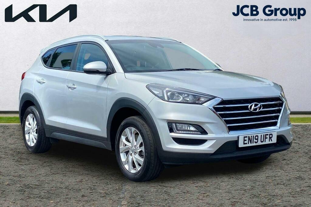 Hyundai Tucson 1.6 Gdi Se Nav Suv Silver
