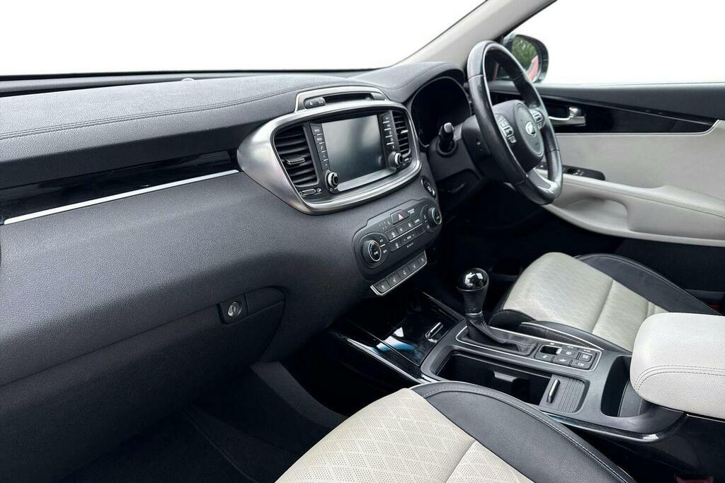 Kia Sorento 2.2 Crdi Kx 4 Suv Awd Grey #2