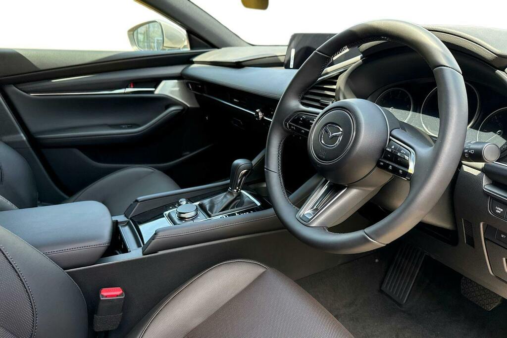 Mazda 3 2.5 E Skyactiv G Mhev Takumi Hatchback GL26FFA Grey #6