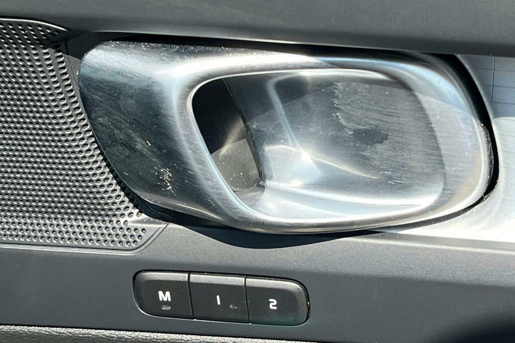 Volvo XC40 B3 P Plus Dark Grey #24