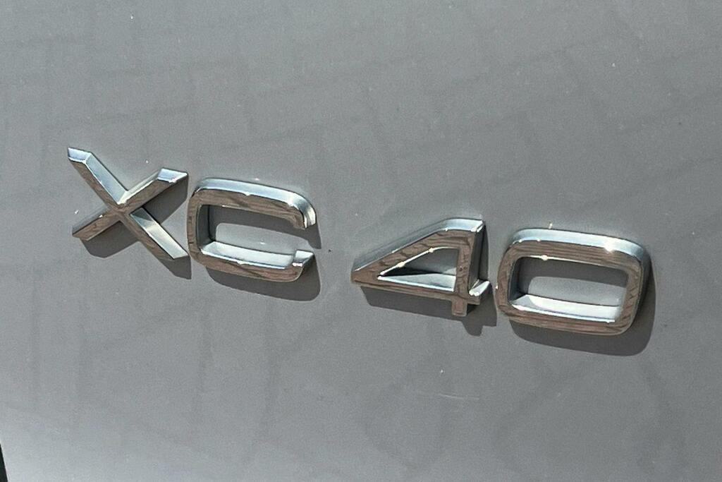 Volvo XC40 B3 P Plus Dark Grey #31