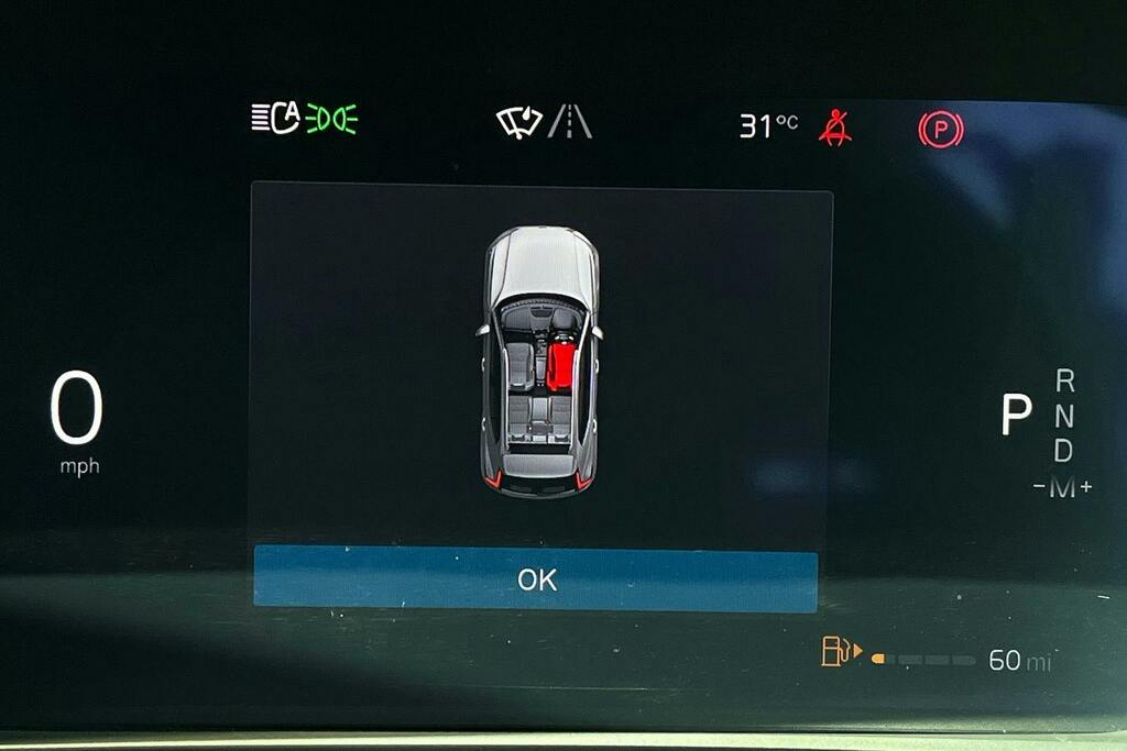 Volvo XC40 B3 P Plus Dark Grey #16
