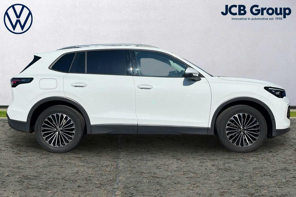 Volkswagen Tiguan 1.5 Etsi Mhev Match Suv Hybrid Dsg White #4
