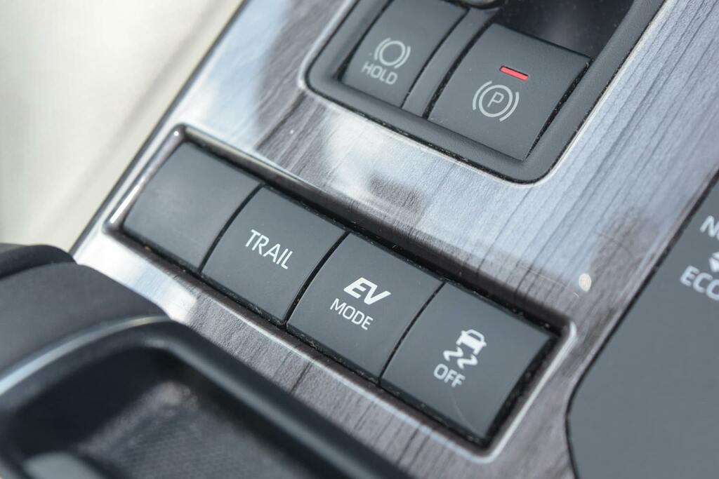 Toyota Highlander Excel Red #28