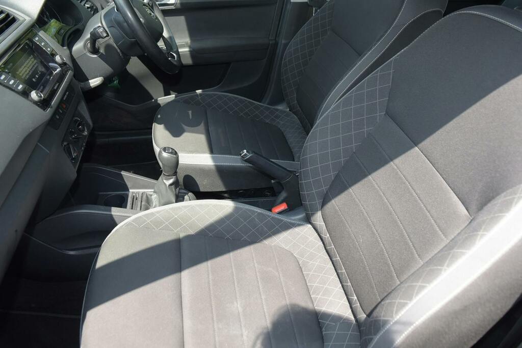 Skoda Fabia 1.0 Tsi S Blue #19