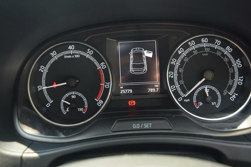 Skoda Fabia 1.0 Tsi S Blue #16