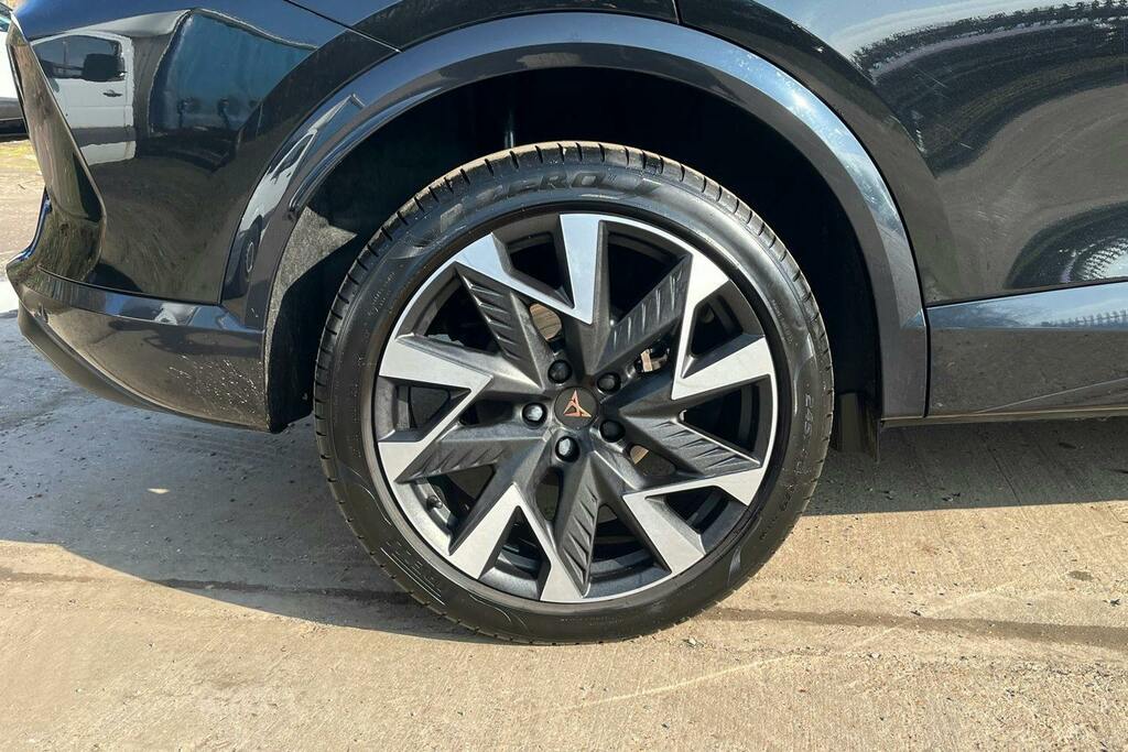 Cupra Formentor 1.5 Etsi V2 Suv Hybrid Dsg Black #5