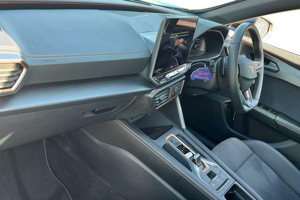 Cupra Formentor 1.5 Etsi V2 Suv Hybrid Dsg Black #2