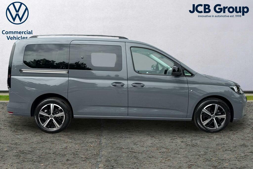 Volkswagen Caddy Maxi Life 1.5 Tsi Life Mpv Dsg Grey #4