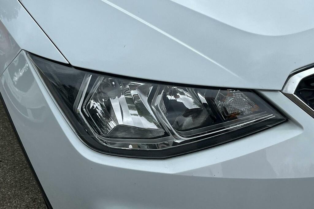 Seat Arona Hatchback 1.0 Tsi 115 White #26