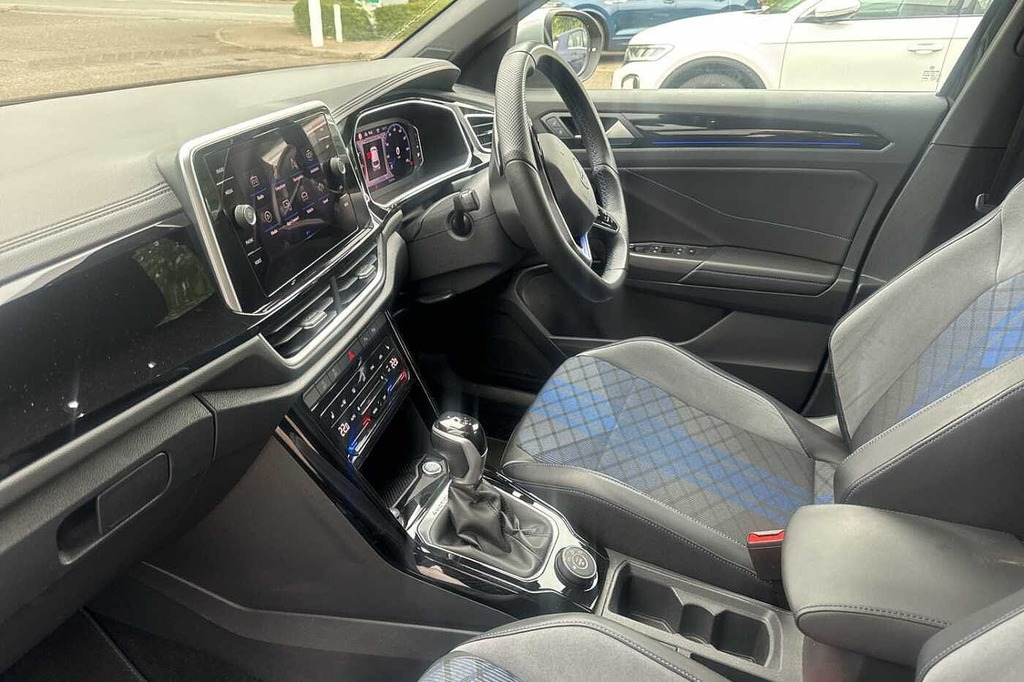 Volkswagen T-Roc 2.0 Tsi R Suv Dsg 4Motion Black #2