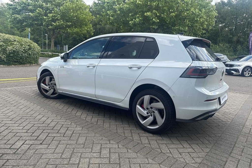 Volkswagen e-Golf 1.5 Tsi Ehybrid 19.7Kwh Gte Hatchback P White #3