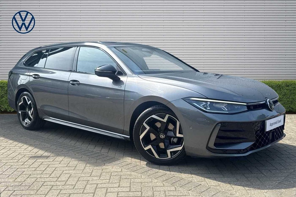 Volkswagen Passat 1.5 Etsi Mhev R-line Estate Hybrid Dsg Grey