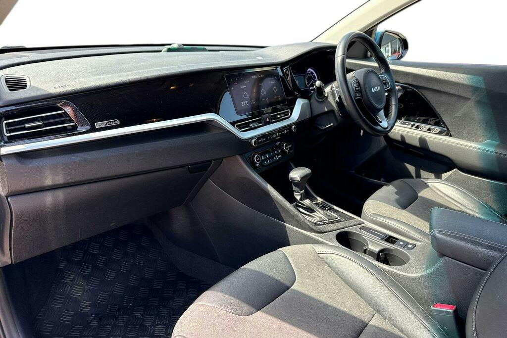 Kia Niro 1.6 Gdi 8.9Kwh Connect Suv Plug In Hybr LD22YKW Blue #2