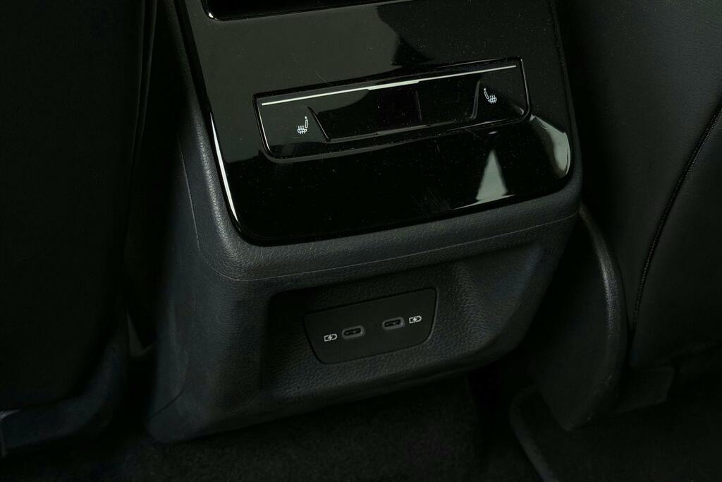 Volkswagen ID.7 Id.7 210Kw Match Pro Plus 77Kwh White #38