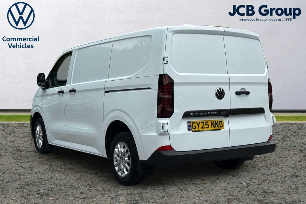 Volkswagen E-Transporter T32 65Kwh Commerce Plus Panel Van Aut GY25NND White #3