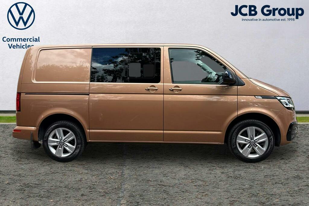 Volkswagen Transporter 2.0 Bitdi T32 Highline Kombi Double Cab GX69ZXE Brown #4