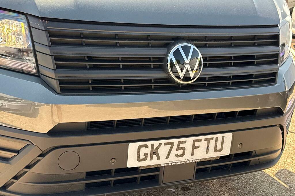 Volkswagen Crafter Commerce White #27