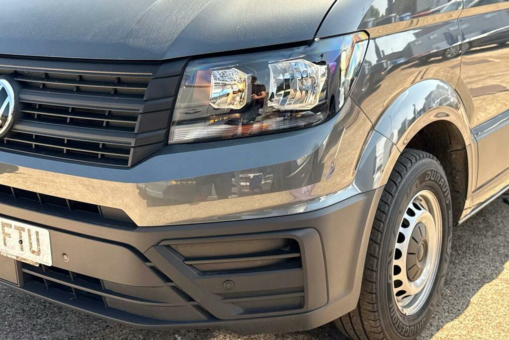 Volkswagen Crafter Commerce White #28