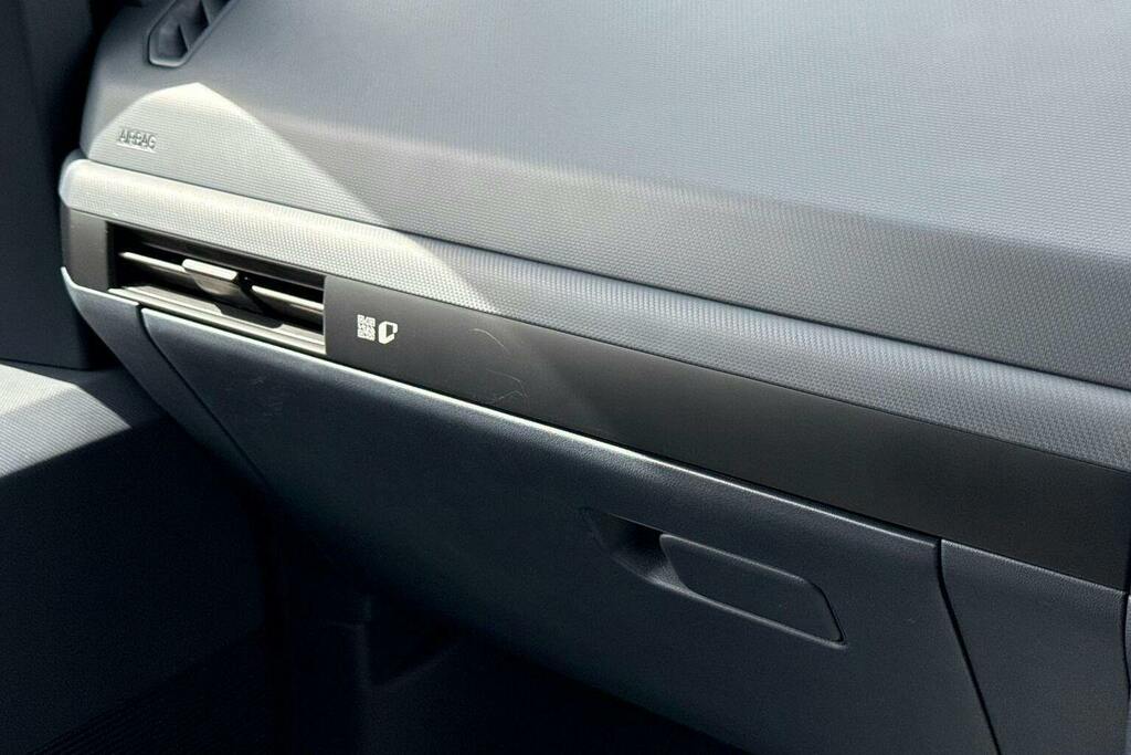 Kia PV5 Long Range 71.2Kwh Plus Passenger Mpv #28