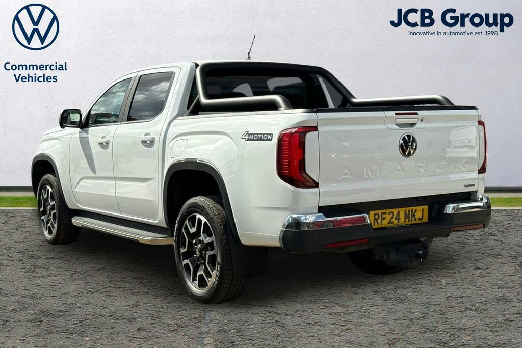 Volkswagen Amarok 2.0 Tdi Style Pickup Double Cab 4M White #3