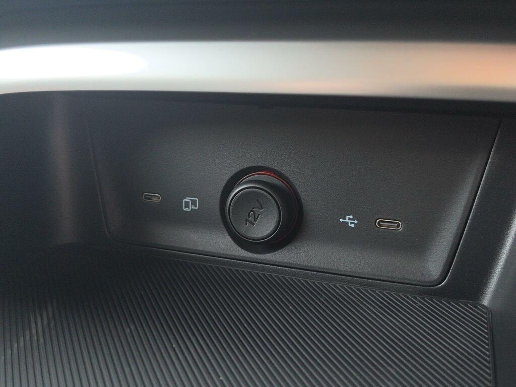 MG ZS 1.5 Vti-tech Exclusive Euro 6 Ss White #24