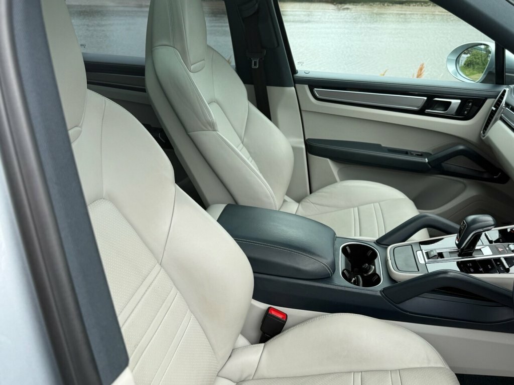 Porsche Cayenne 3.0T V6 Gpf Suv Tiptronics 4Wd Euro 6 White #14