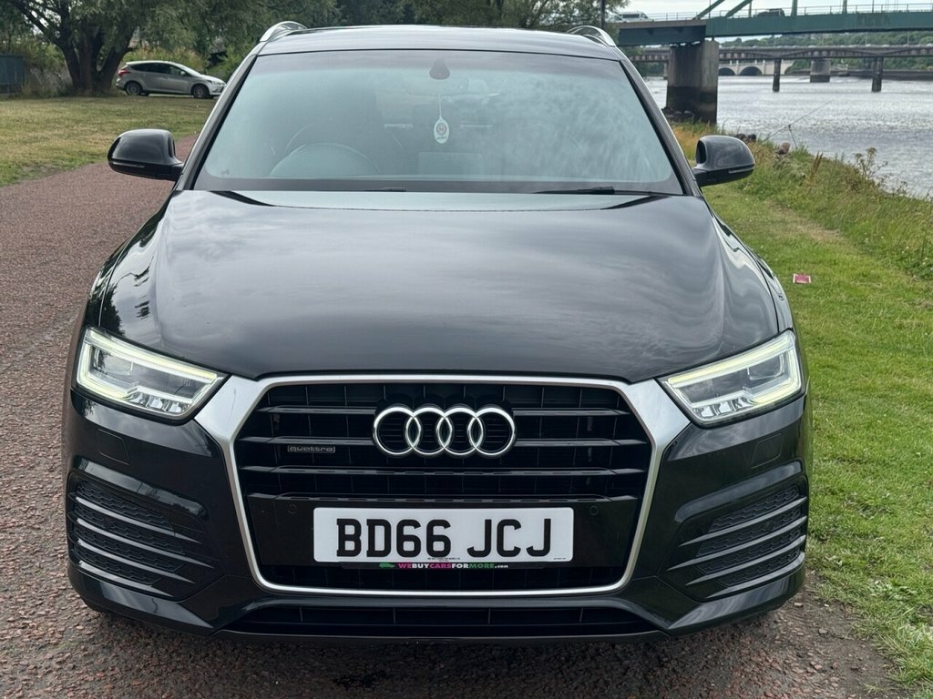 Audi Q3 2L S Line Plus Black #2