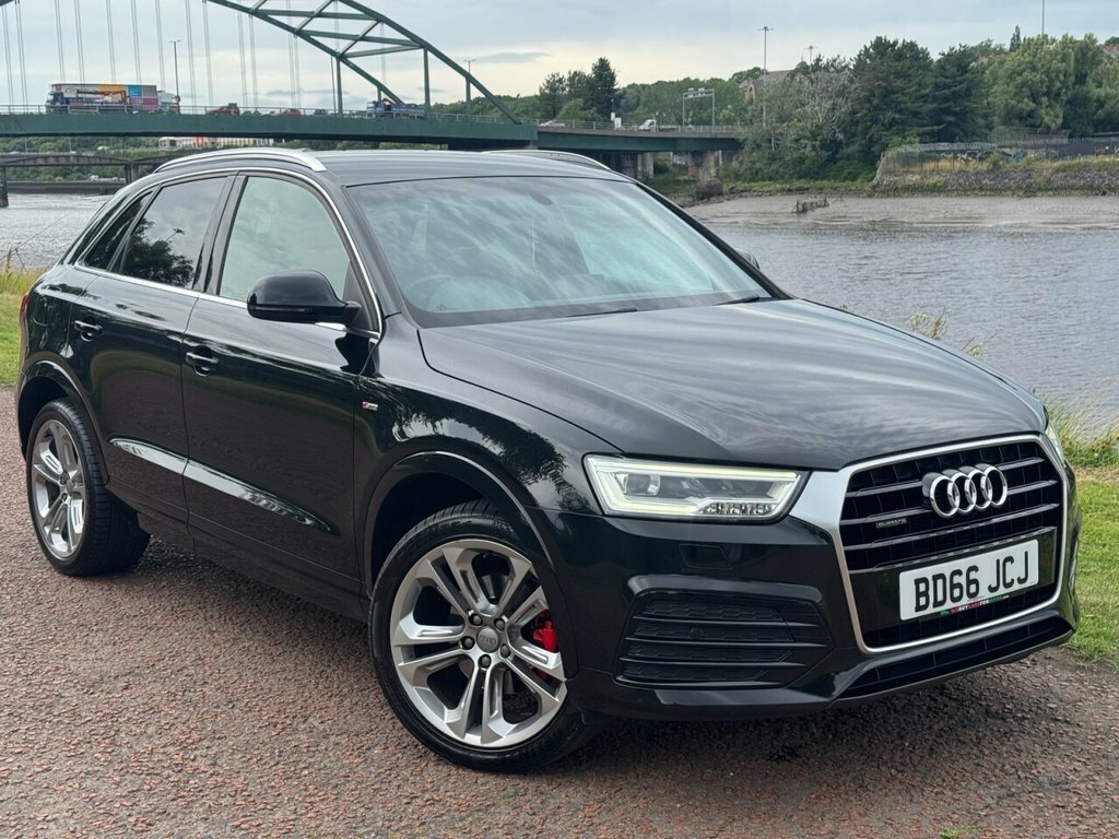 Audi Q3 2L S Line Plus Black