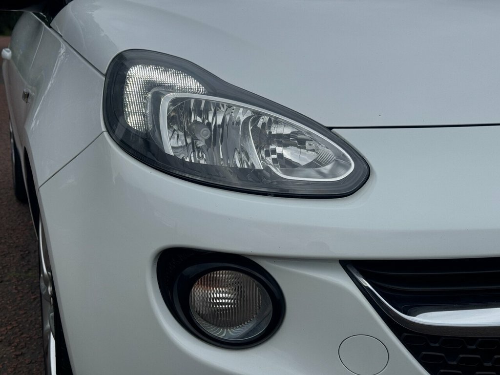 Vauxhall Adam 2015 1.4I Turbo Grand Slam 6-Speed 148 Bhp White #4