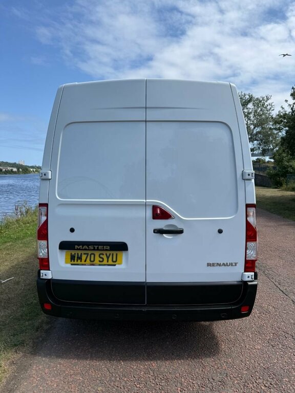 Renault Master 2.3L Business White #4