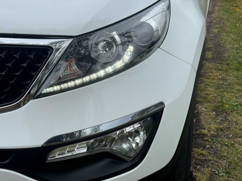 Kia Sportage 1.7L 2 White #3