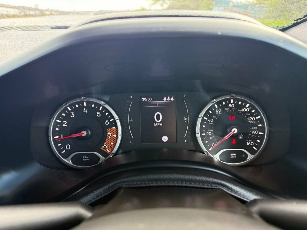 Jeep Renegade Night Eagle II Black #15